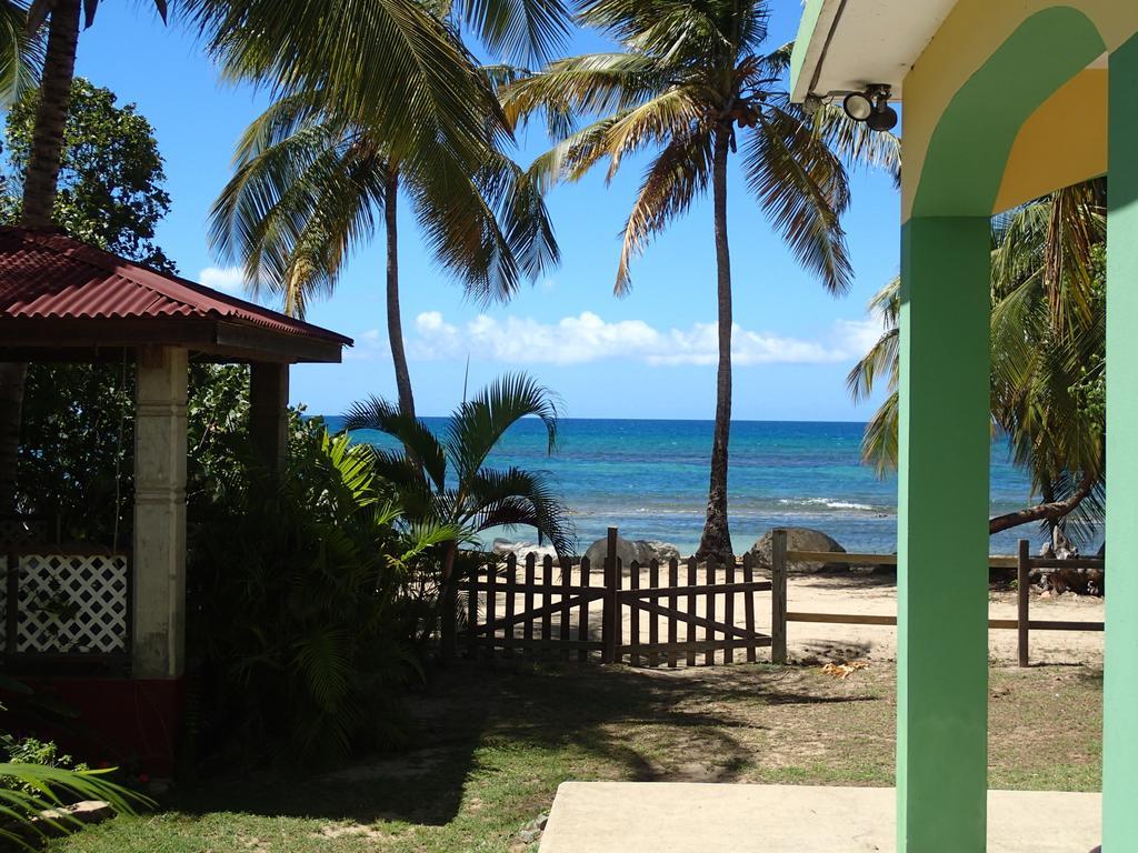 Ababor Suites Guesthouse Vieques Exterior photo